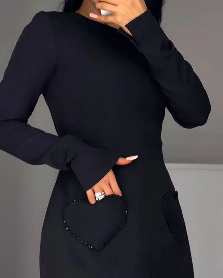 Aralina – Elegancka sukienka z długim rękawem i ściągaczem w talii