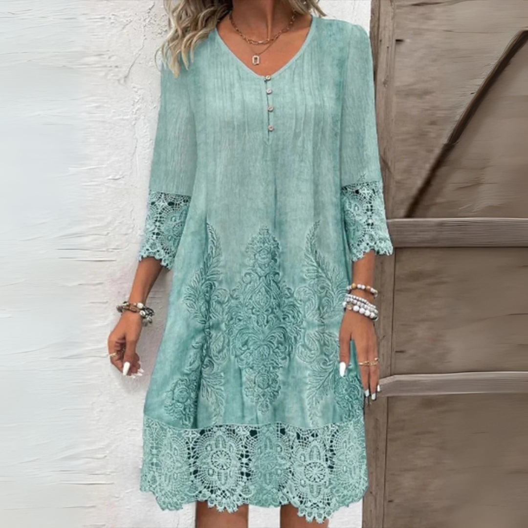 Miravela – Zwiewna sukienka z koronką w stylu boho