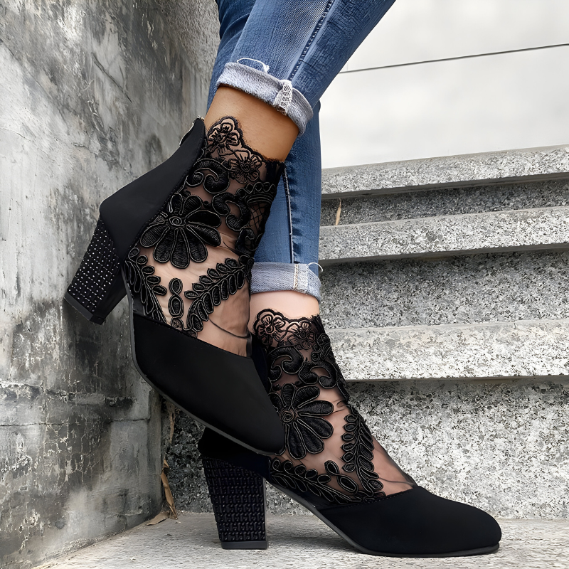 Nivara – Eleganckie szpilki na kostkę