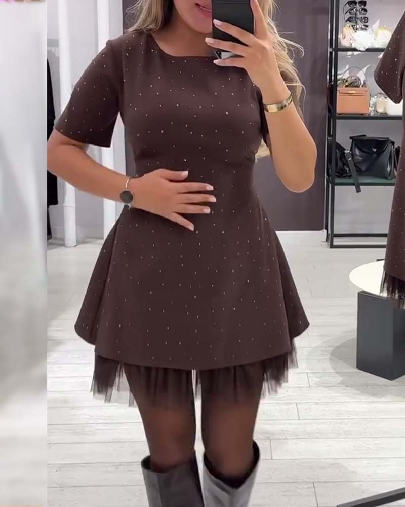 Zephira – Elegancka sukienka patchworkowa