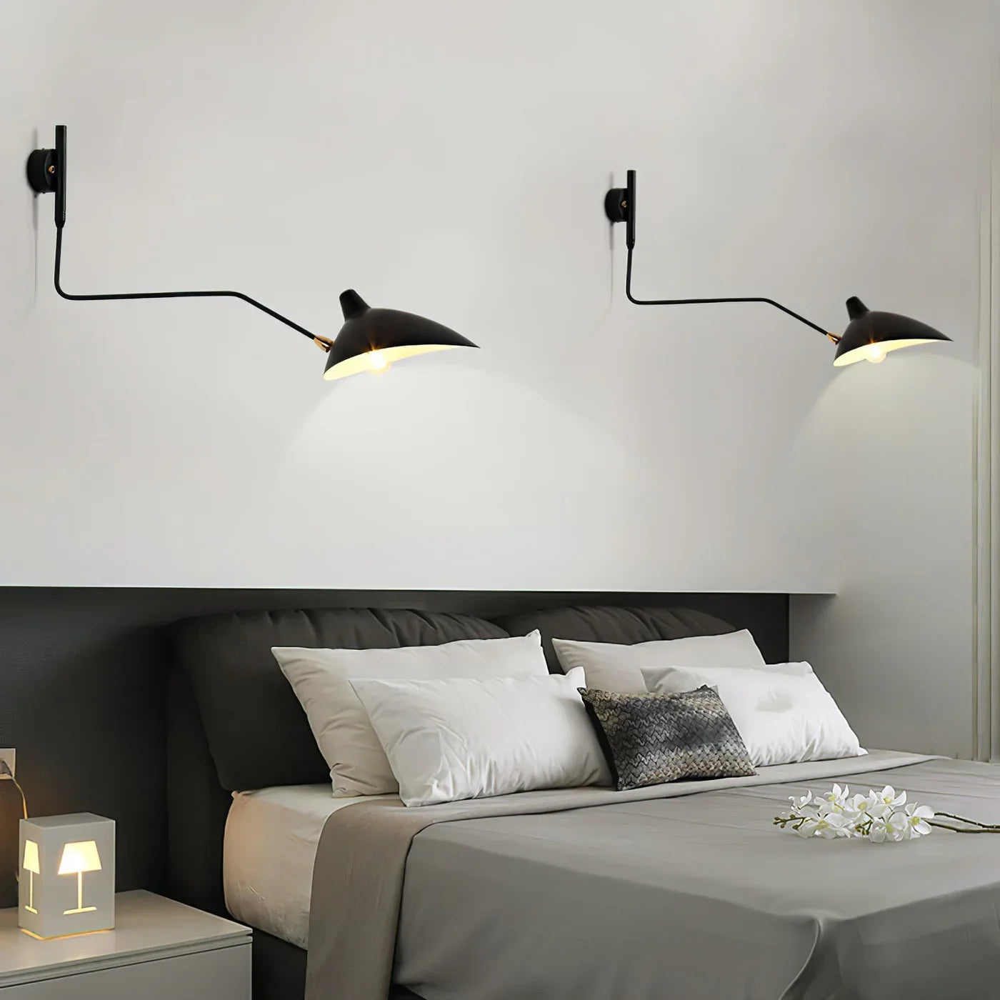 Designerska lampa ścienna z podwójnym ramieniem – regulowana lampa kinkietowa do salonu, biura lub sypialni