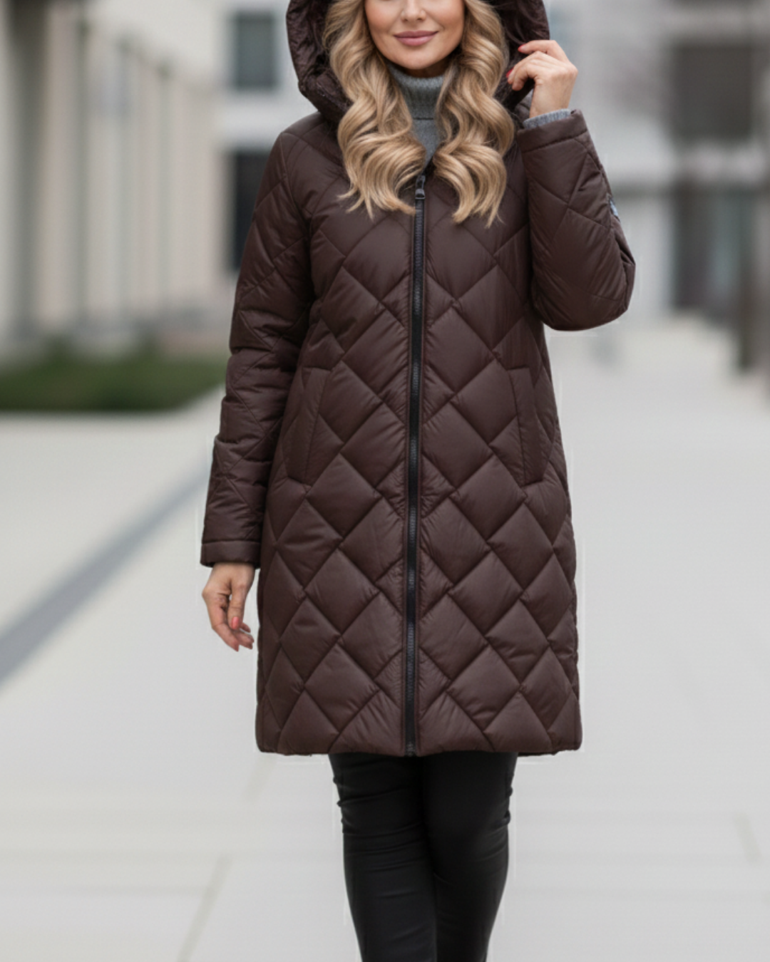 Barbara | Elegancka pikowana kurtka puchowa z kapturem