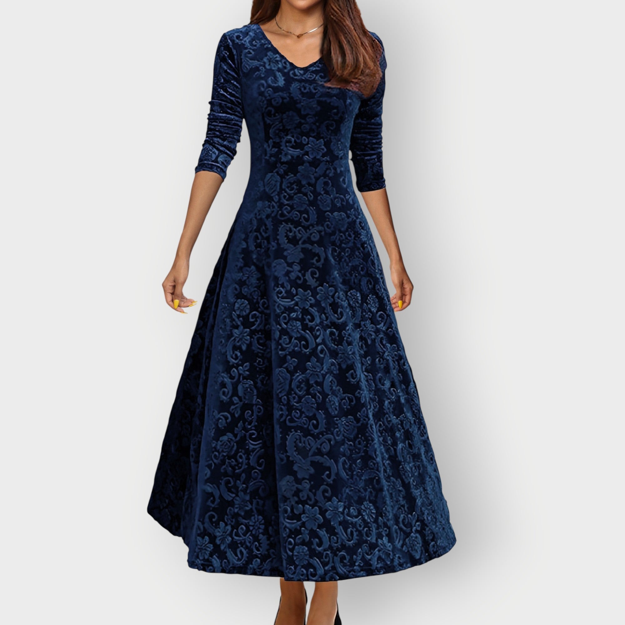Olevia | Midi Sukienka z Weluru w Stylu Vintage