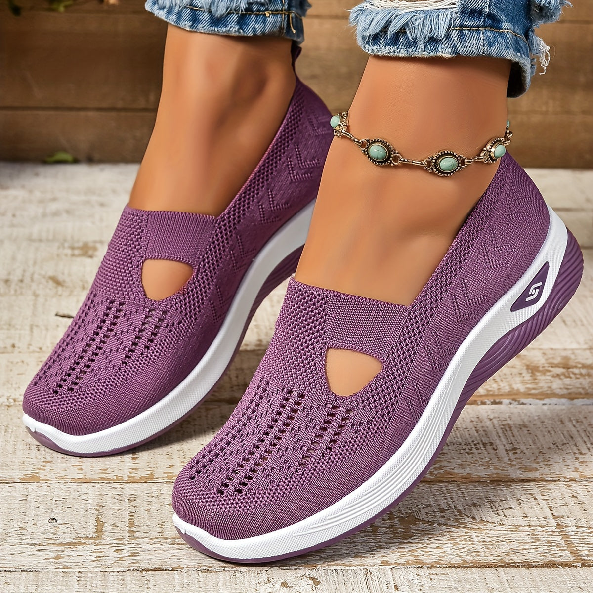 Zuzanna – Lekkie i przewiewne trampki