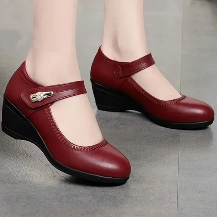 Danelia – Eleganckie buty na srednim obcasie