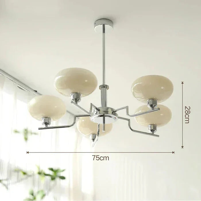Nowoczesny Żyrandol z Kloszami z Opalowego Szkła – Elegancka Lampa Sufitowa
