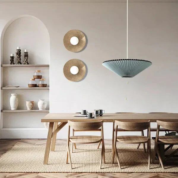 Elegancka Lampa Wisząca z Plisowanym Kloszem