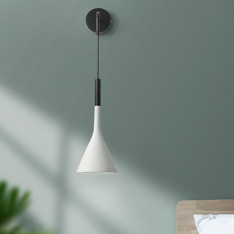 Nowoczesna Lampa Ścienna Do Czytania