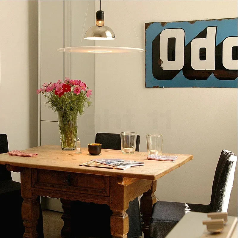 Nowoczesna lampa wisząca z podwójnym designem