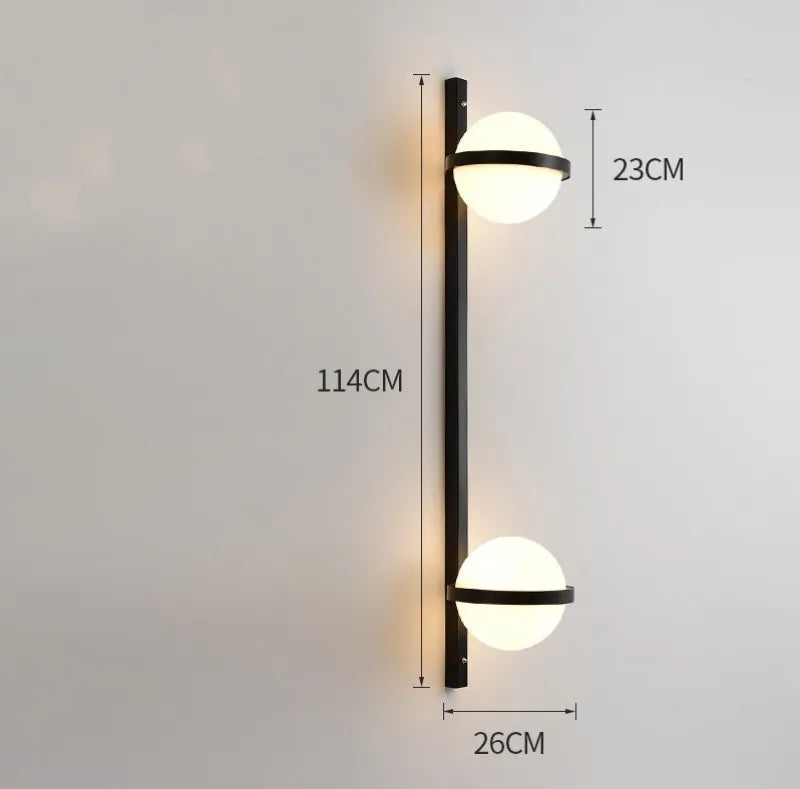Nowoczesna Kinkietowa Lampa Ścienna z Kulkami LED i Doniczką