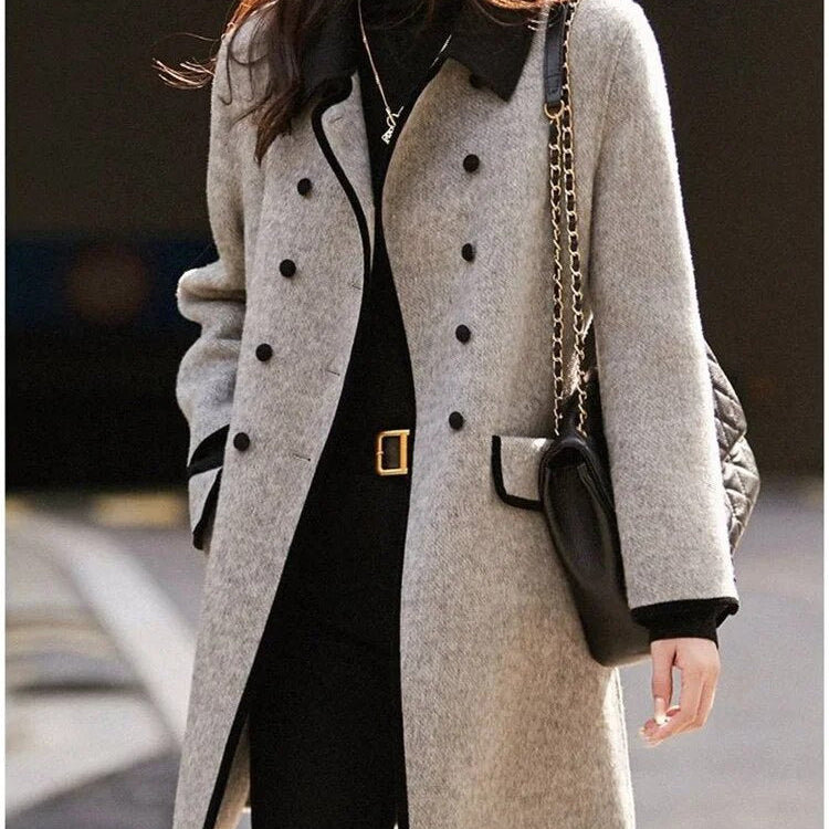 Damski Szary Płaszcz Zimowy - Dwurzędowy z Czarnym Wykończeniem