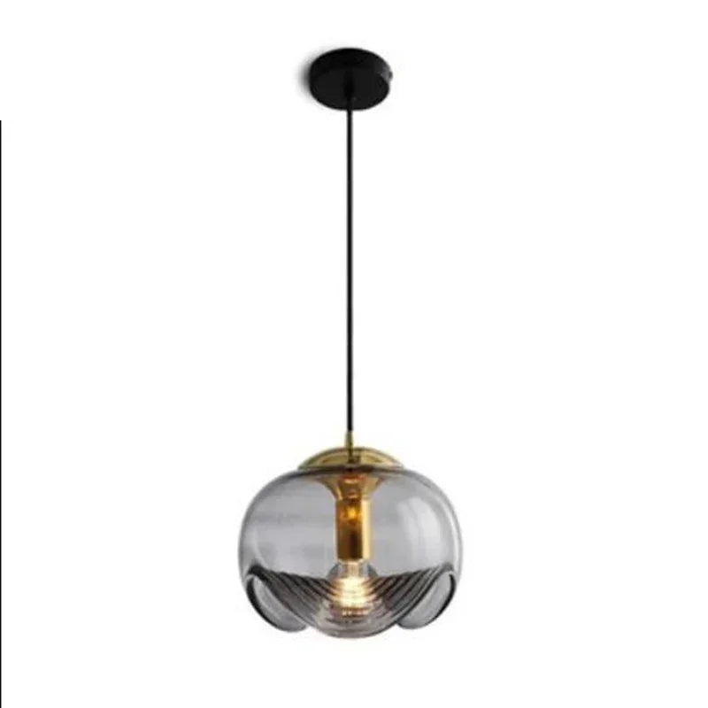 Szklana Lampa Wisząca – Elegancja w Artystycznej Formie