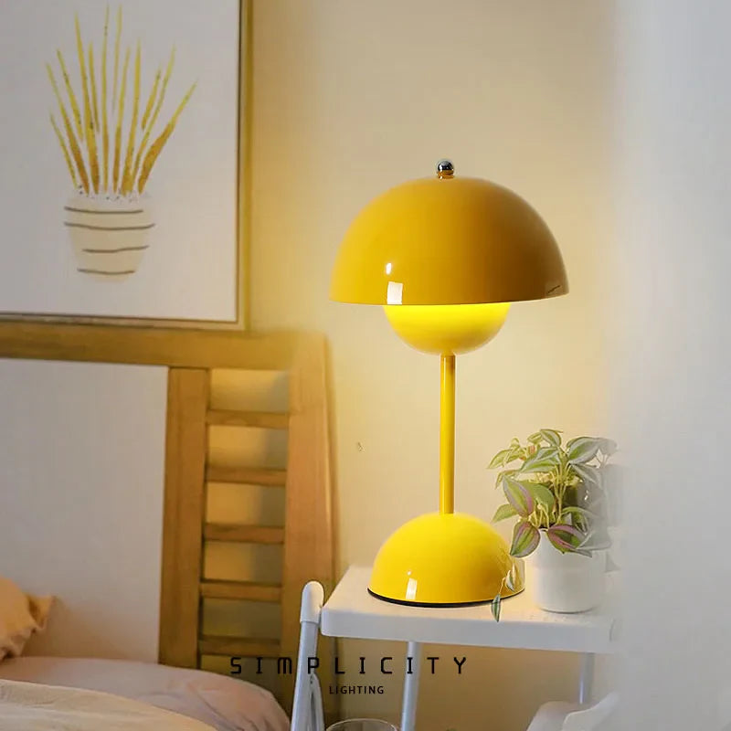 Bezprzewodowa lampa stołowa o minimalistycznym designie