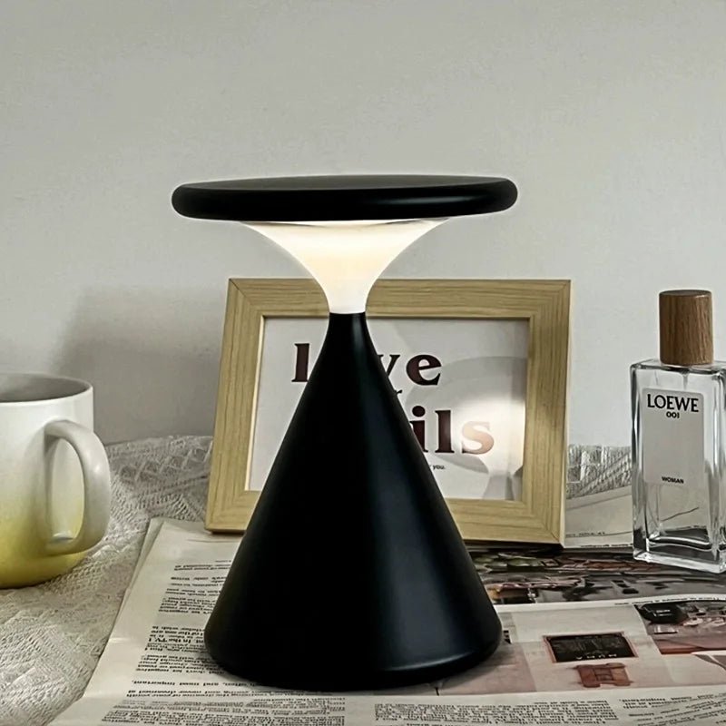 Lampa stołowa LED ładowalna z efektem lewitacji – nowoczesna, wodoodporna