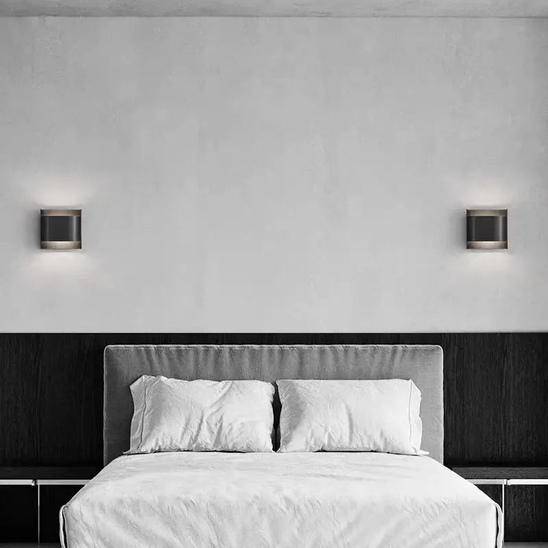 Nowoczesna lampa ścienna LED – kinkiet aluminiowy góra-dół do salonu i sypialni