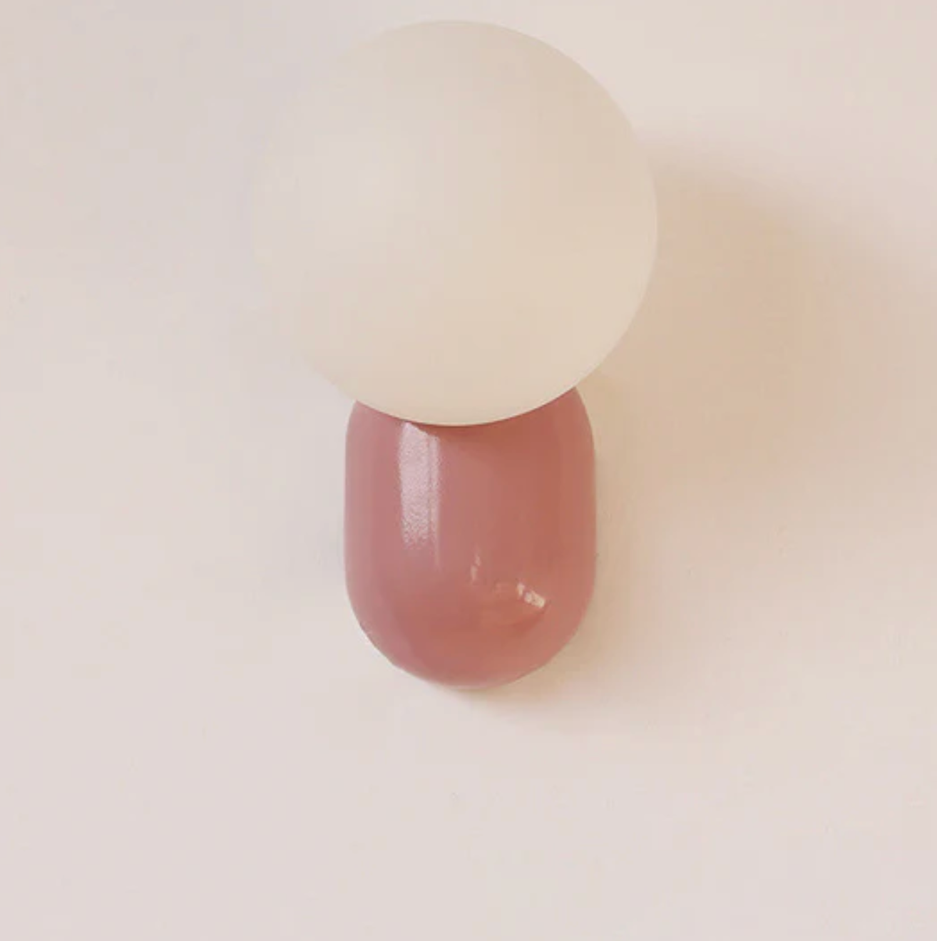Nowoczesny kinkiet kula LED – designerska lampa ścienna