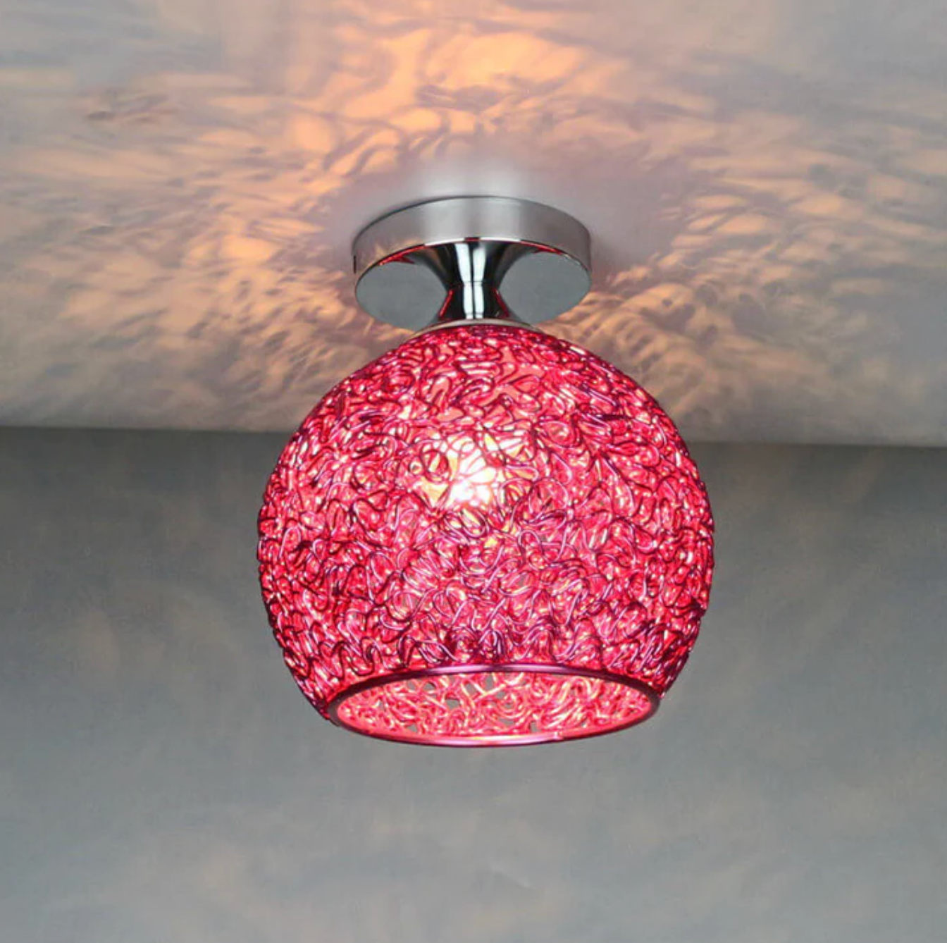 Lampa sufitowa kule dekoracyjna – plafon z ażurowym kloszem metalowym