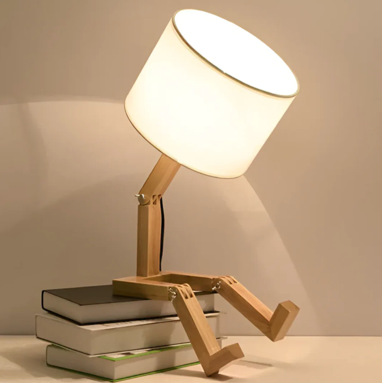 Designerska lampa stołowa drewniana – regulowana, nowoczesna forma drewniany robót