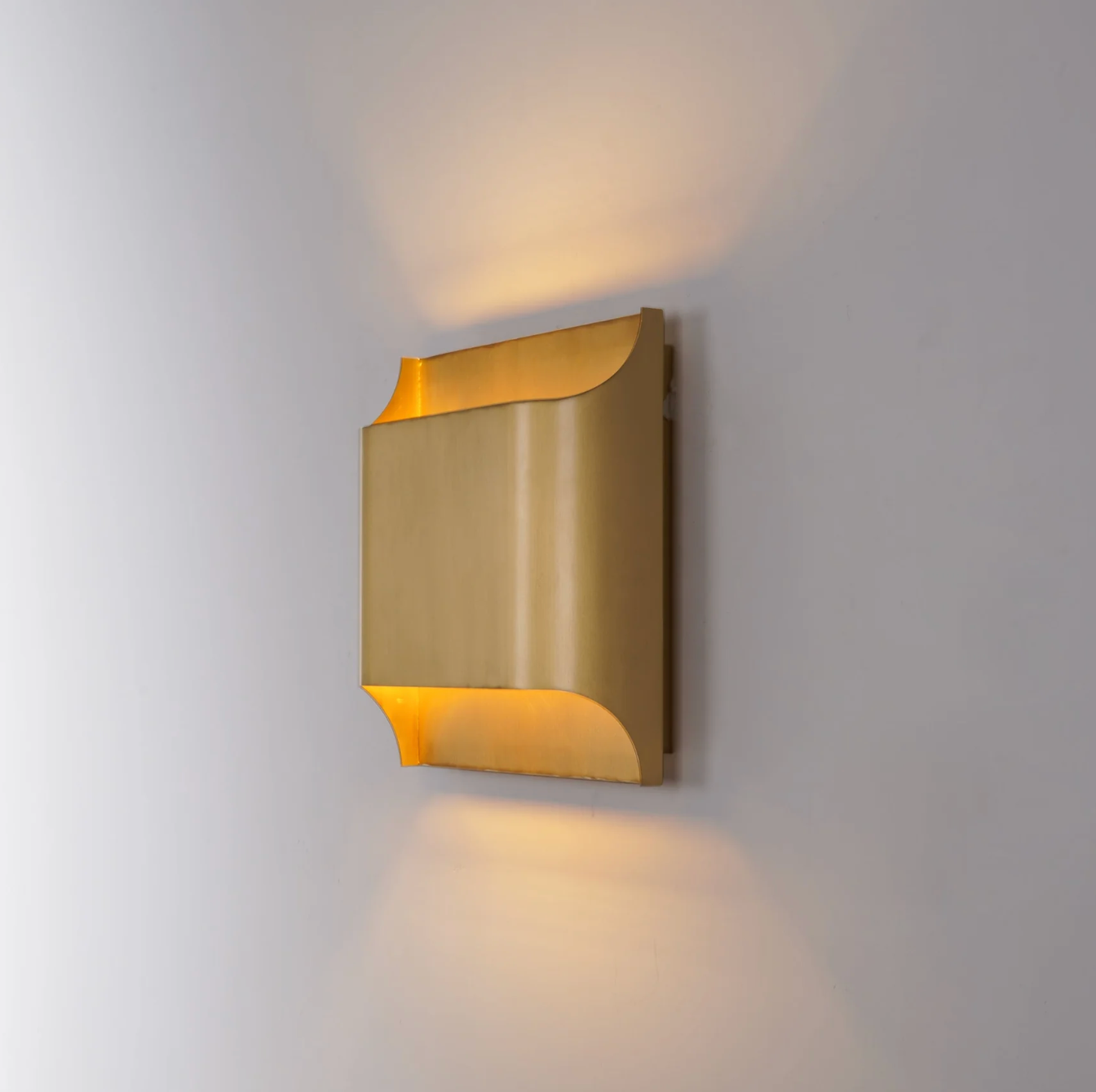 Nowoczesna lampa ścienna LED – kinkiet aluminiowy góra-dół do salonu i sypialni