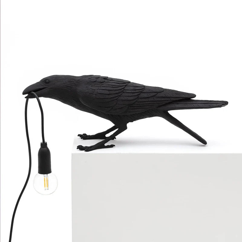 Lampa stołowa Kruk – nowoczesna dekoracja z żarówką