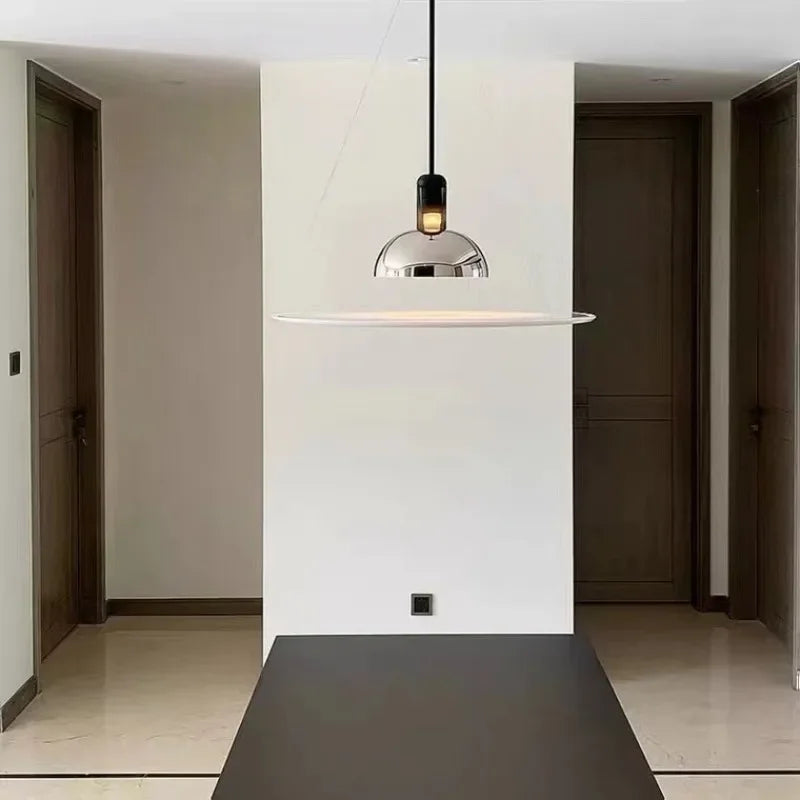 Nowoczesna lampa wisząca z podwójnym designem