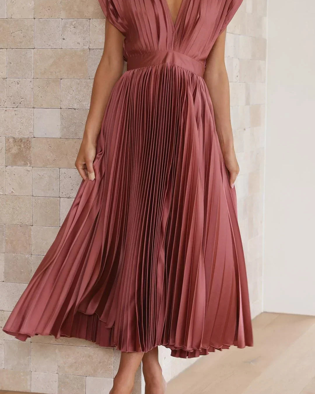Halina - Zwiewna i Elegancka Sukienka