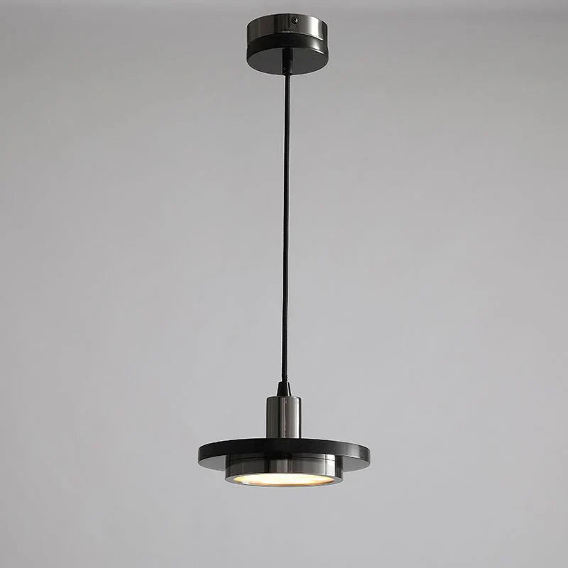 Nowoczesna Lampa Wisząca z Detalem w Stylu Marmuru