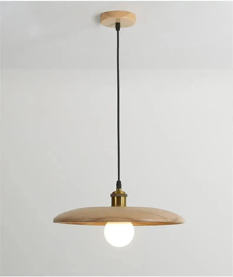 Skandynawska lampa wisząca z drewna – Minimalistyczna lampa sufitowa