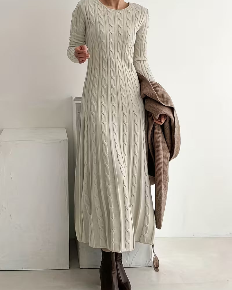 Orliena – Elegancka długa sukienka