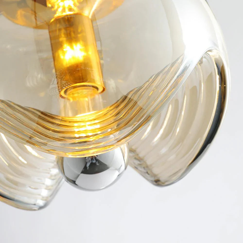 Szklana Lampa Wisząca – Elegancja w Artystycznej Formie
