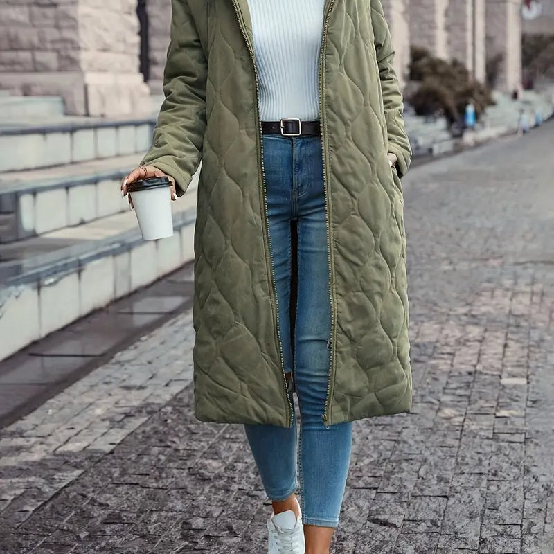 Damski Zielony Pikowany Płaszcz -Długi Z Kapturem i Zapięciem Na Zamek