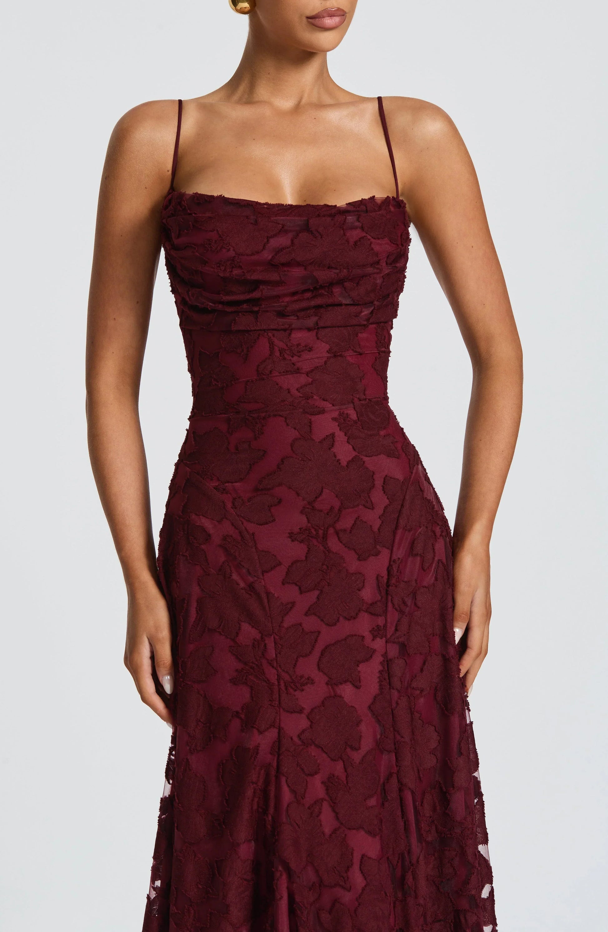 Elanora – Elegancka sukienka maxi