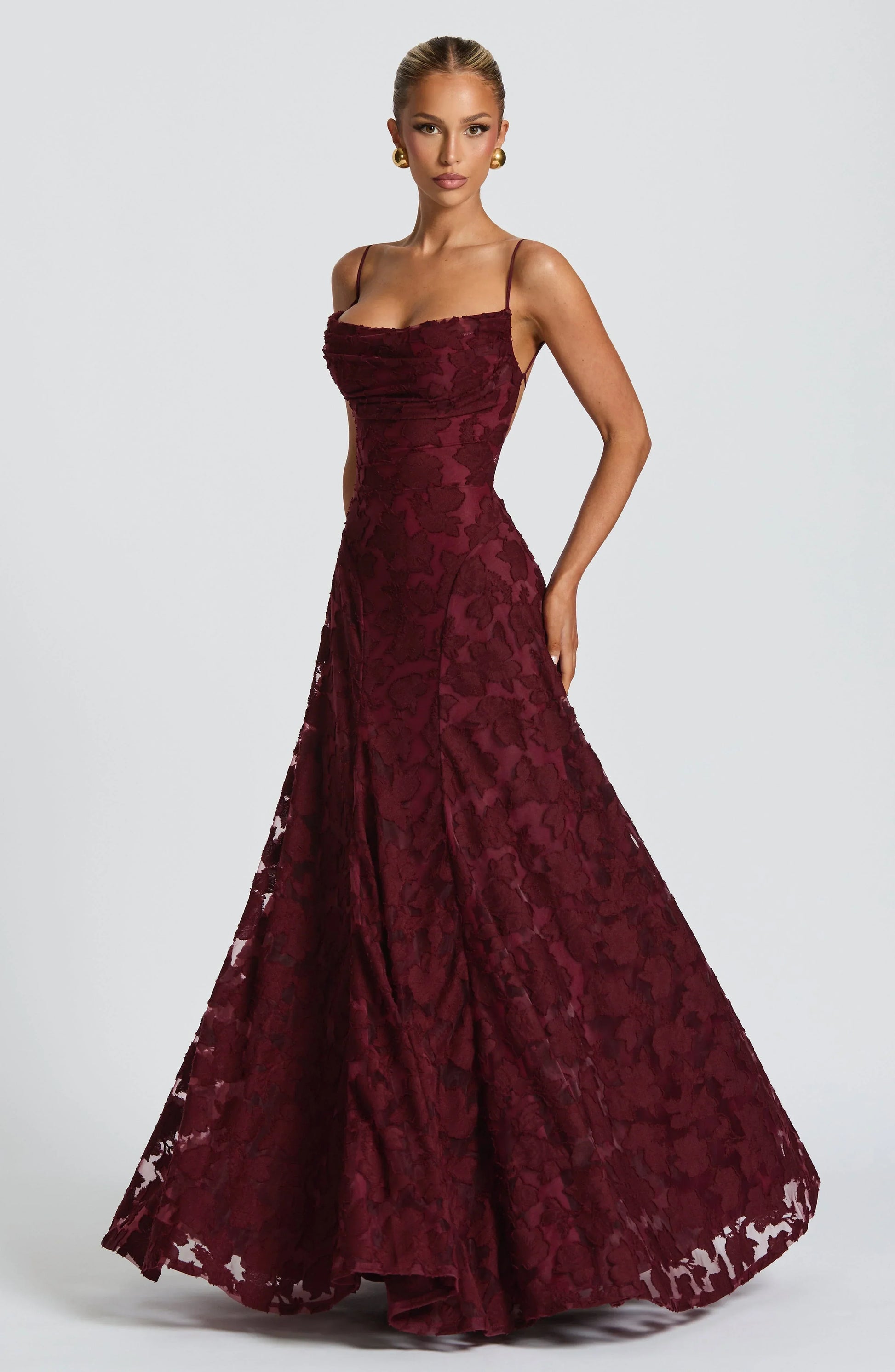 Elanora – Elegancka sukienka maxi