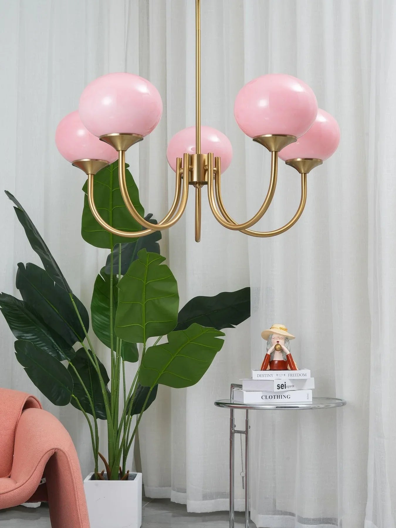 Lampa wisząca żyrandol w stylu retro glamour z kulistymi kloszami
