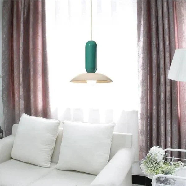 Kolorowa Lampa Wisząca w Stylu Retro-Nowoczesnym