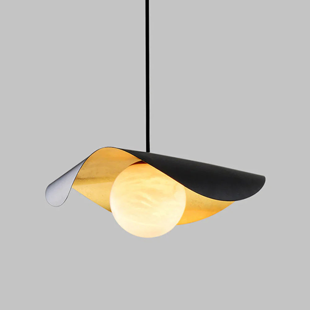 Designerska Lampa Wisząca z Kloszem w Kształcie Kuli i Falującą Osłoną