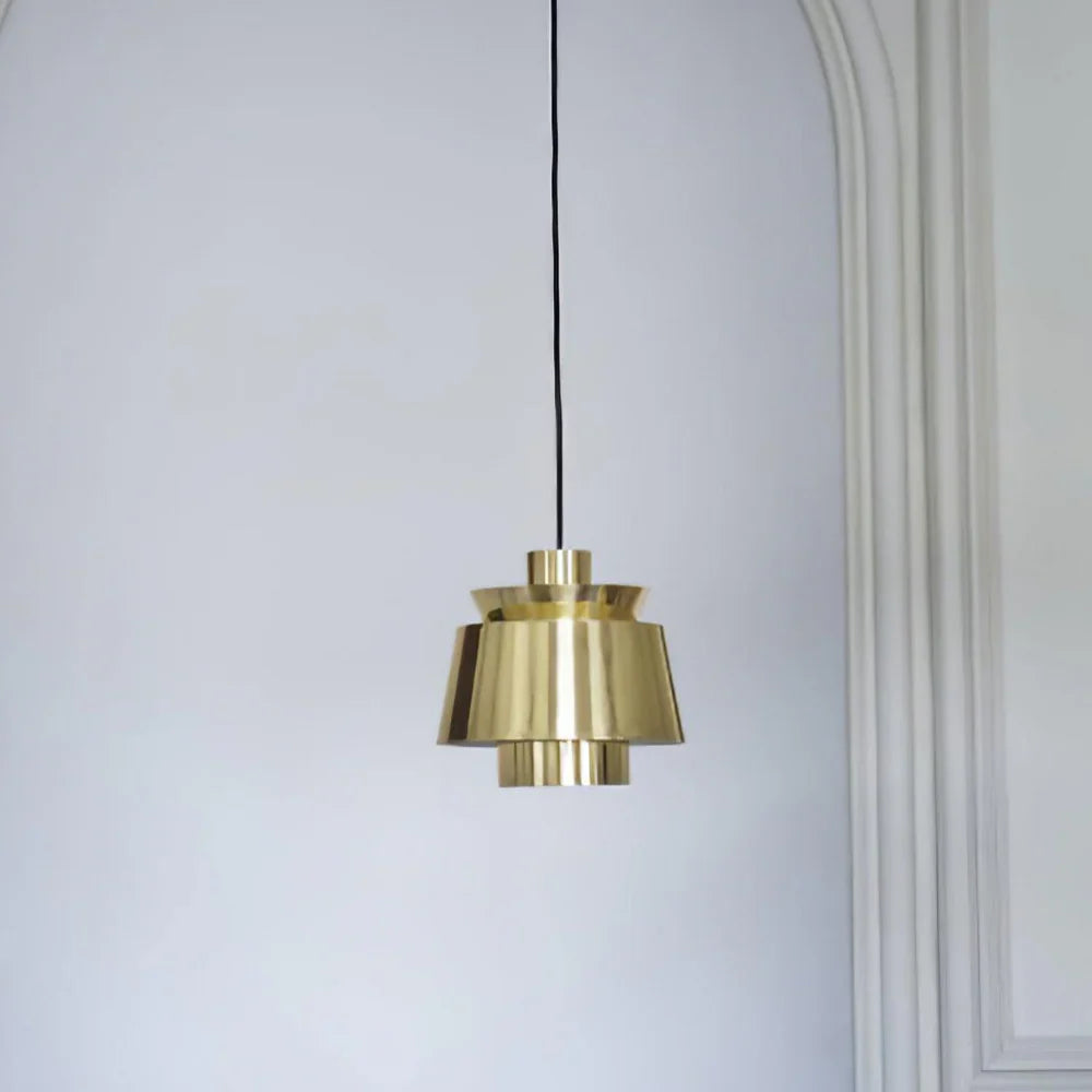 Nowoczesna lampa wisząca LED metalowy klosz designerskie oświetlenie do jadalni i salonu