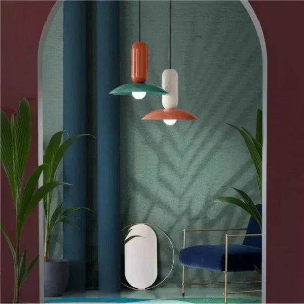 Kolorowa Lampa Wisząca w Stylu Retro-Nowoczesnym