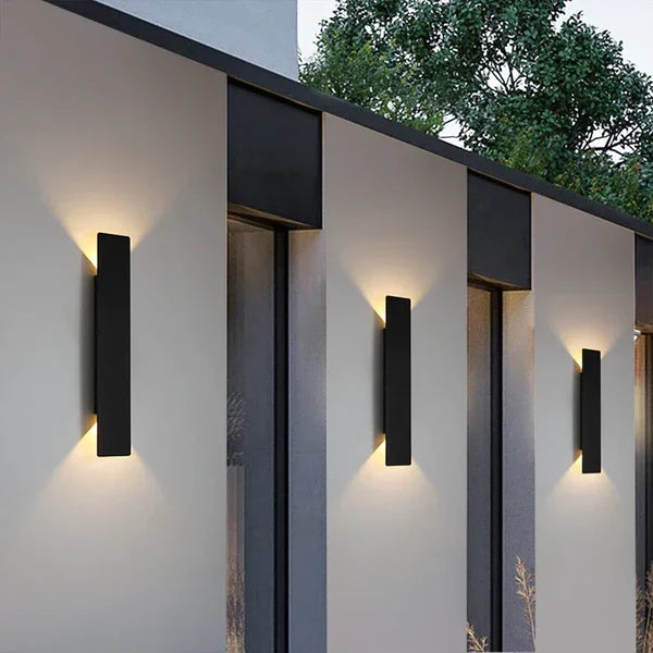 Nowoczesna Zewnętrzna Lampa Elewacyjna – Kinkiet LED Góra/Dół, Wodoodporny, Pionowy Design