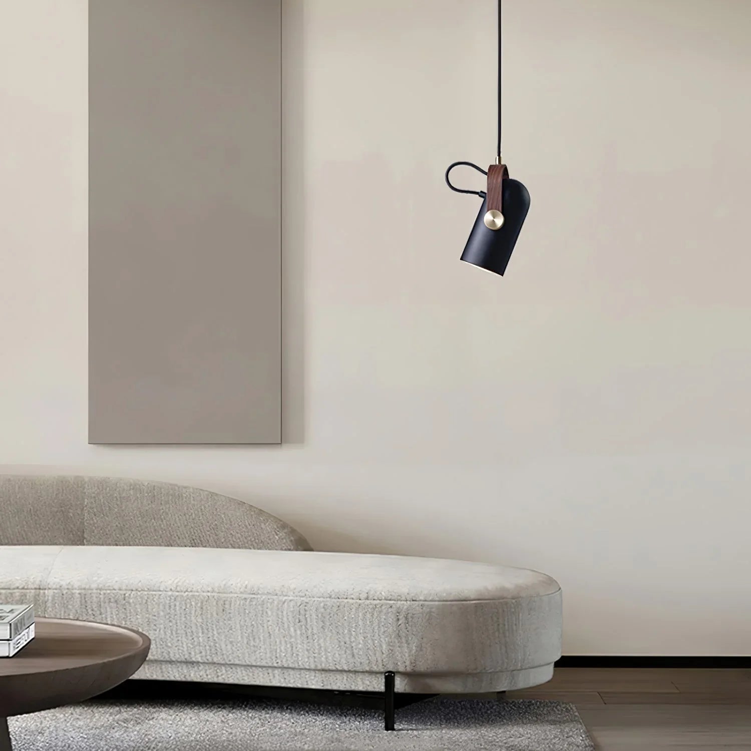Nowoczesna lampa wisząca z drewnianym akcentem i metalowym kloszem – styl loftowy