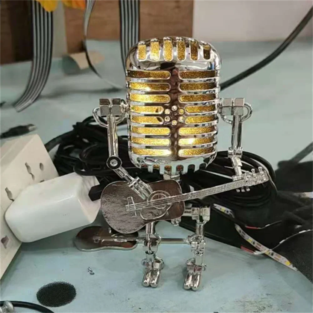 Lampa retro mikrofon z gitarą – dekoracyjna lampka LED w stylu robota muzyka