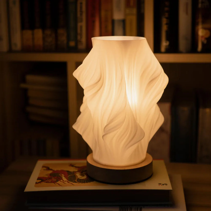 Designerska lampa stołowa LED o spiralnym kształcie