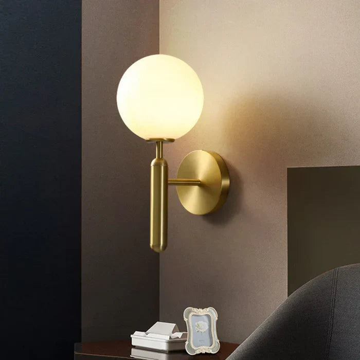 Elegancki Kinkiet Ścienny Lampa z Kloszem w Kształcie Kuli
