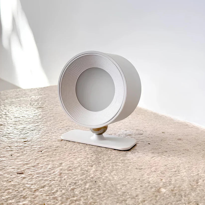 Bezprzewodowa odczepiana lampa ścienna LED